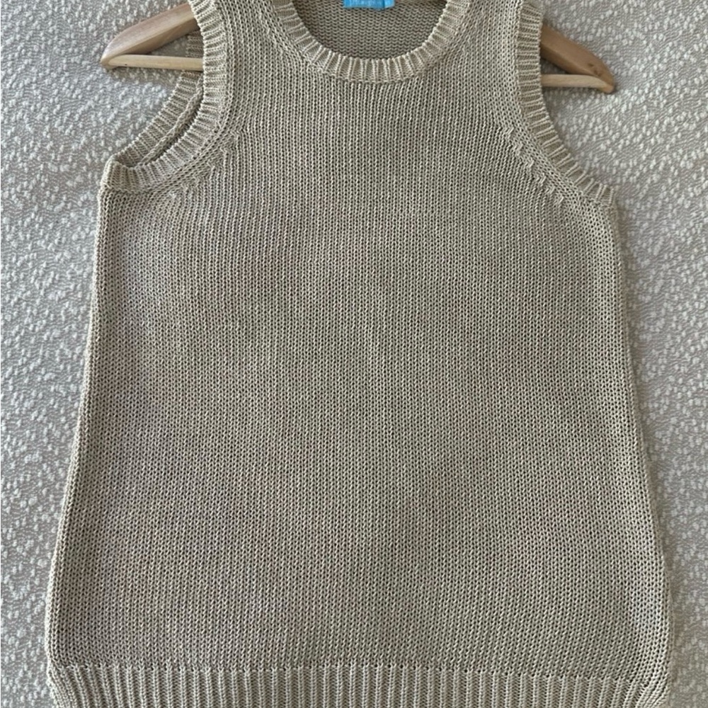 J. McLaughlin Women’s Beige Knit Sweater Vest - Picture 6 of 6